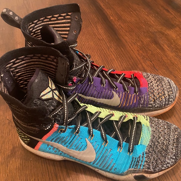 nike kobe shoes 10.5